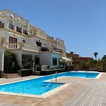 Апартаменти Amazing With Ocean View