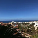 Апартаменти Amazing With Ocean View