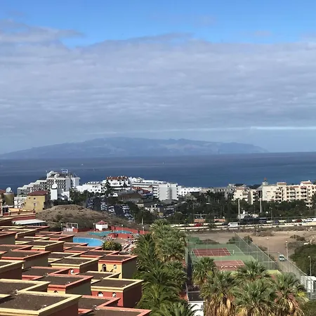 Апартаменти Amazing With Ocean View